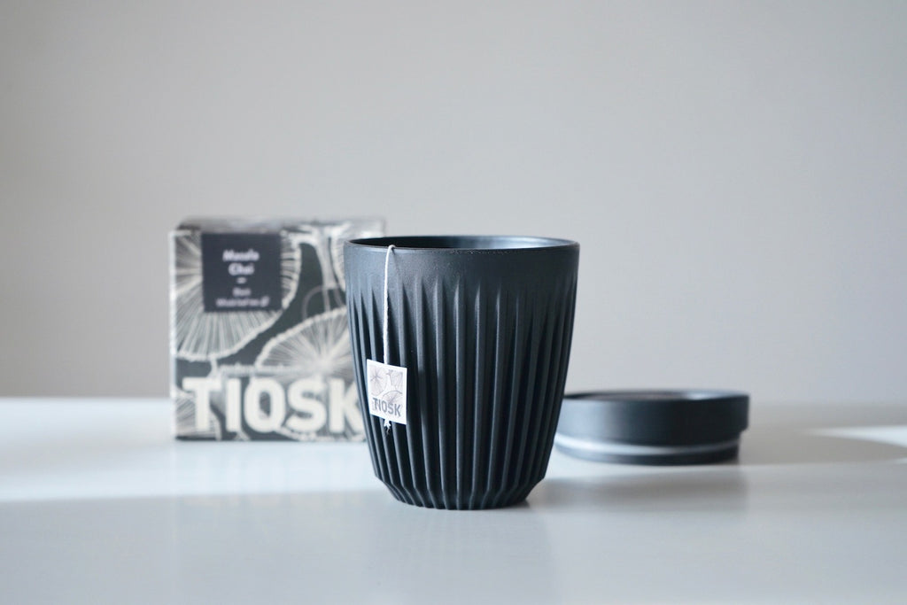 Huskee cup + Tea Black